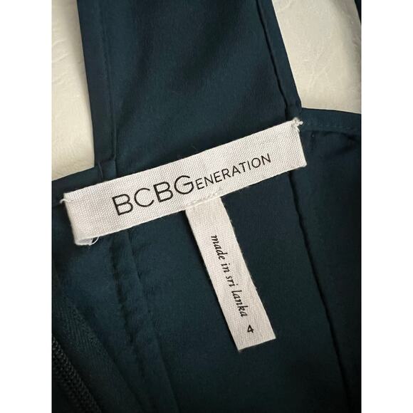 BCBGeneration Laced Teal Sleeveless Formal Dress‎ Size 4 Prom Grunge Regency - Picture 2 of 7